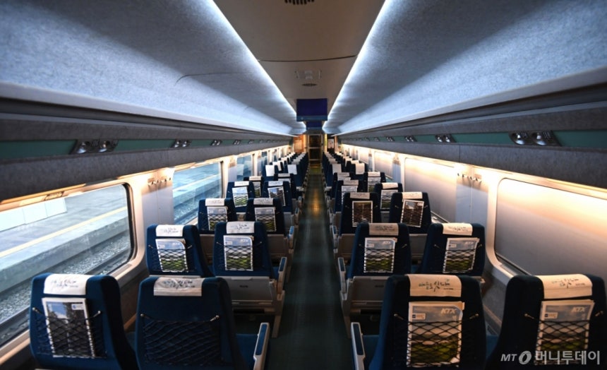 KTX 열차의 객실이 비어 있는 모습. /사진=머니S 장동규 기자