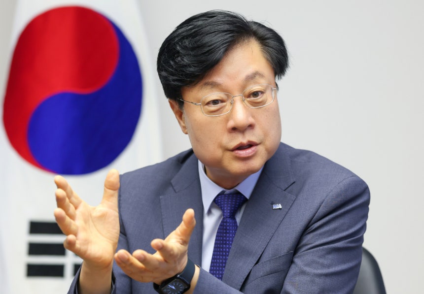 김형철 한국지능정보사회진흥원(NIA) 원장/사진=김창현 기자