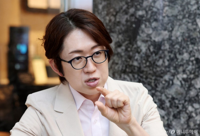 "의료·방산 '특화 로봇'에 집중하라"..한국 성공 요건은