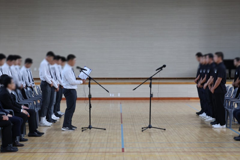 "배재고 학생들, 고개 들어요"…'어른의 품격' 보여준 광주일고 교장