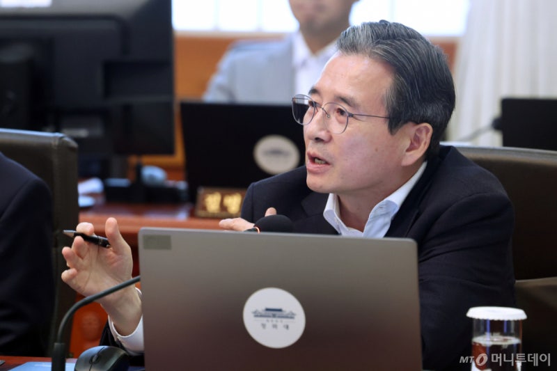 <b>김용범</b> "앞으로 AI시대 '<b>신국가론</b>·신재정론' 집중…이념 아닌 생산적 토...