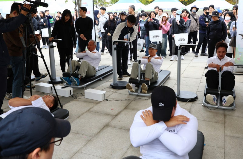 서울 성인 비만율 전국 최대폭으로 줄었다…"<b>손목닥터9988</b> 효과"