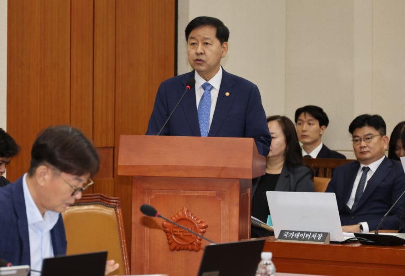 <b>구윤철</b> "<b>부동산 세제</b>, '징벌적'이란 인식 안갖도록 합리적 방안 마련"