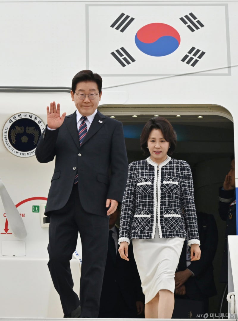 李 <b>대통령</b>, <b>칠레</b> 공식<b>방문</b>…"실질 협력 위한 고위급 교류 본격 재가동"