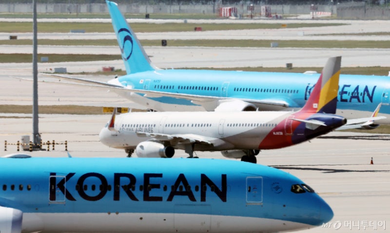 <b>아시아나</b> 품는 <b>대한항공</b>, <b>합병</b> 최종 결의…'원팀' 전환 속도