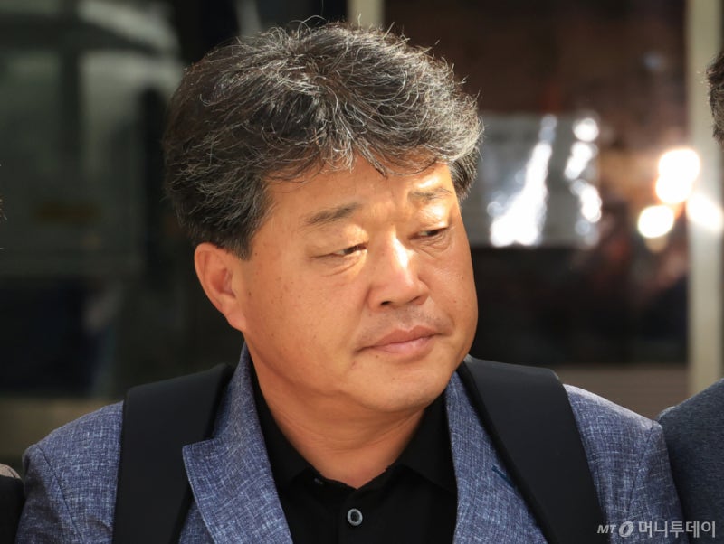 '건진법사에 공천 청탁 1억' <b>박창욱 경북도의원</b> 징역 1년 확정