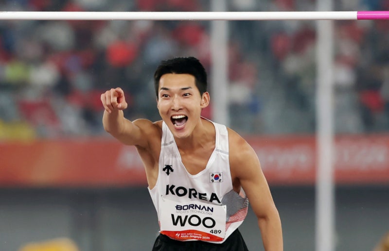 <b>우상혁</b> 또 날았다...2m22로 '<b>동메달</b>', <b>아시안게임</b> 3회 연속 메달