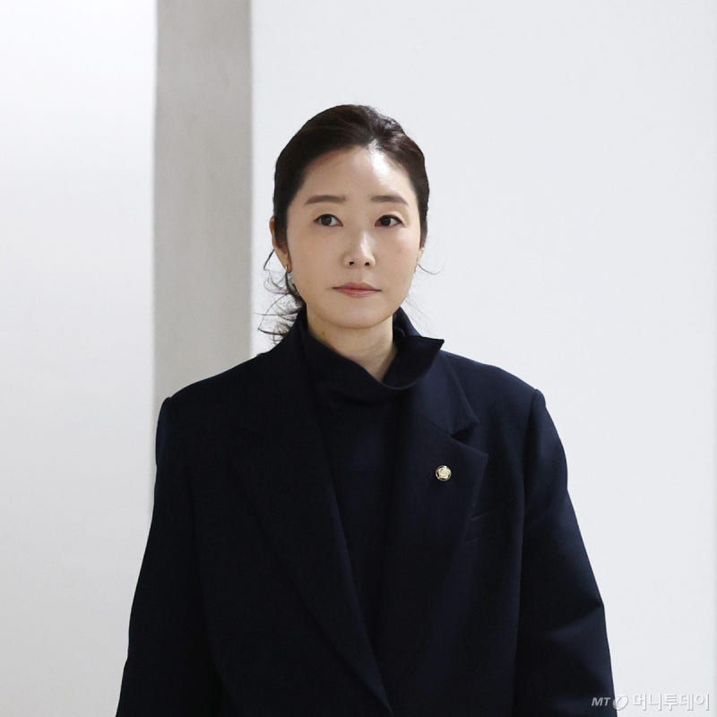 "카톡 말고 <b>텔레그램</b>으로"…<b>강선우</b>, '1억 건넨' 김경에 공천 면접 코칭