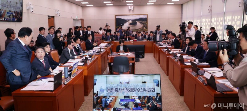 강호동 "<b>농협</b>법 개정 합의 여부, 보고받지 못해"…조합원 <b>직선제</b> 논란