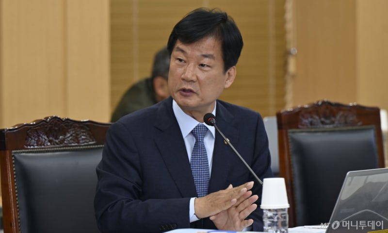 李대통령, 차기 <b>법무</b>부 <b>장관</b> '檢출신' 박균택·<b>양부남</b> 검토