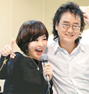 데뷔 34년만에 첫 단독콘서트 여는 가수 <b>현숙</b>