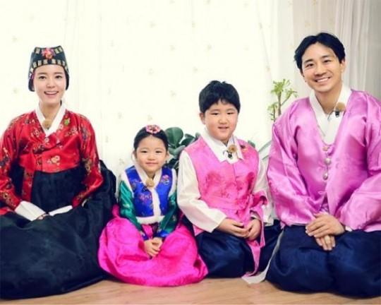 [포토] 정시아-<b>백도빈 가족</b>, <b>사랑</b>스런 새해인사