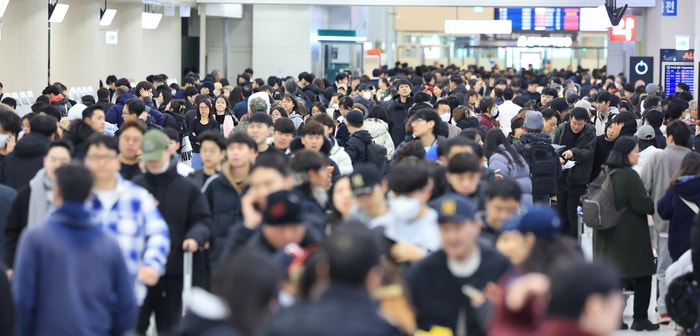강풍특보 해제·대설경보 하향… <b>제주 하늘길</b> 열리나