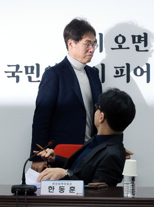 용핵관 텃밭 출마 논란에 尹 "투명한 <b>공천</b> 누차 당부"