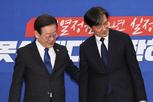 <b>이재명</b>, 조국 돌풍에 불편한 심기…“조국혁신당 도우면 해당행위”