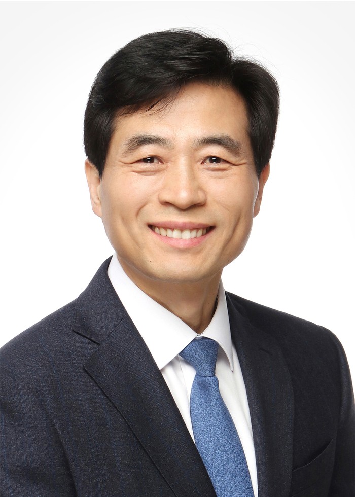 국회 신임 <b>사무총장에 김민기</b>…의장 비서실장 <b>조오섭</b> 임명