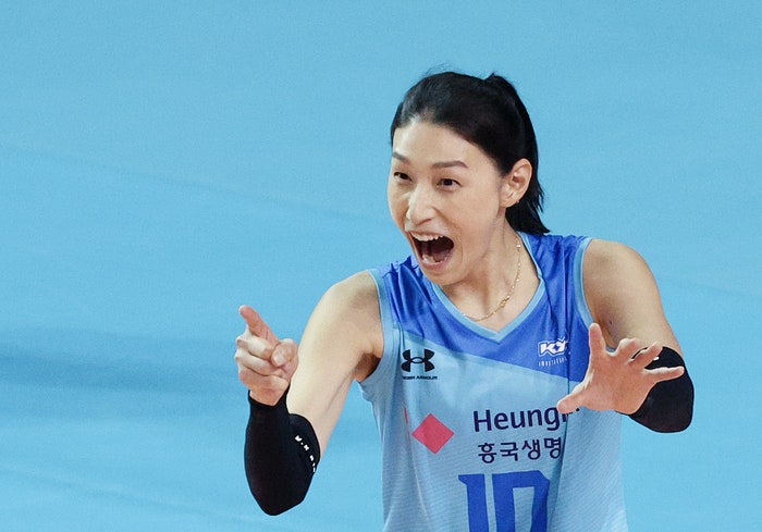 ‘KYK 재단’ 설립한 <b>김연경</b> “유소년 발전해야 <b>국가대표</b>까지 발전”
