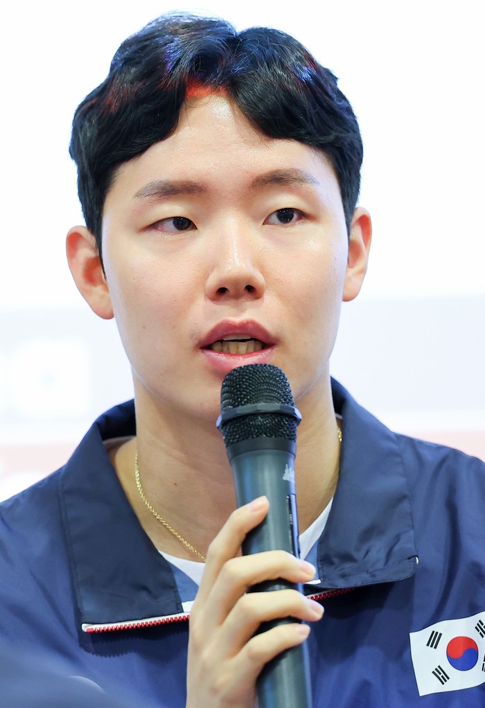 <b>서승재</b>-채유정, 조별 예선 1차전 완승…韓<b>배드민턴</b> 쾌조의 출발