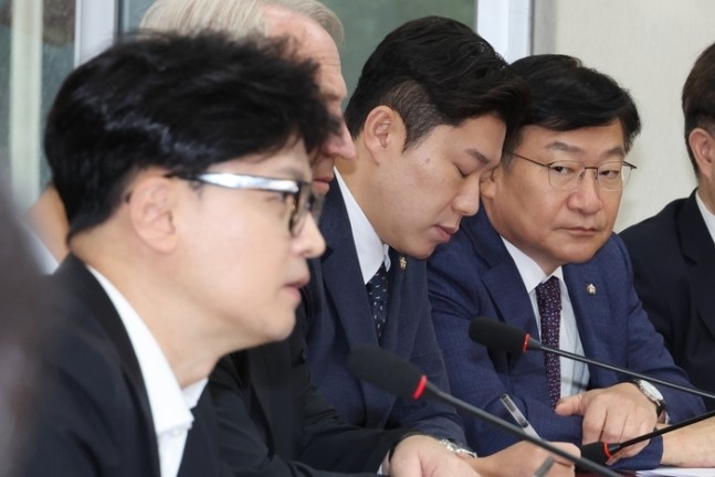 [속보] ‘친윤’ <b>정점식</b> 與<b>정책위의장</b>, 사의 표명