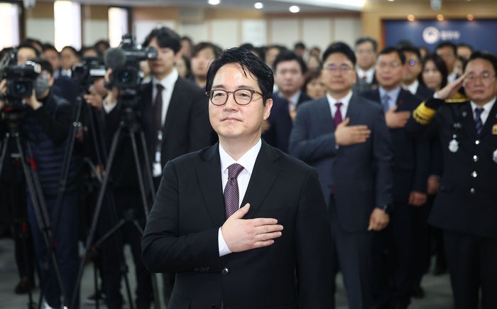 [속보] 尹대통령, <b>검찰총장 후보자</b>에 <b>심우정</b> 지명