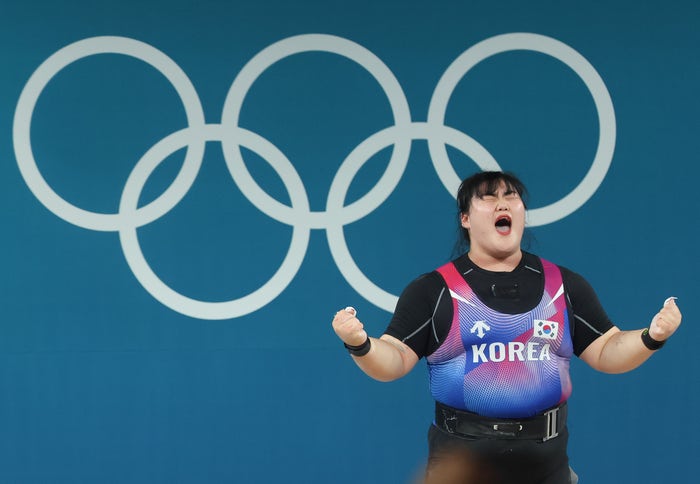 [속보] ‘포스트 장미란’ 박혜정, 올림픽 <b>역도</b> 최중량급 2위…한국신기록