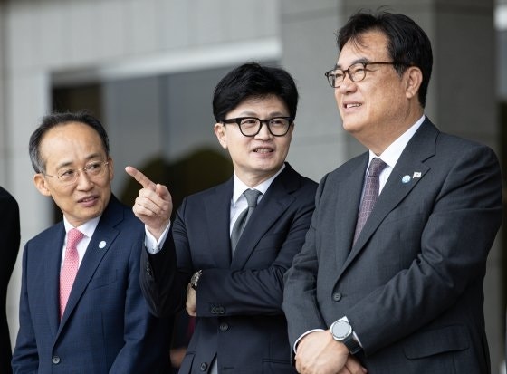 용산 ‘尹∙韓 <b>독대</b>’ <b>사실상</b> 거절…<b>한동훈</b>, 한다는 말이