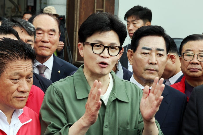 <b>한동훈</b>, 野 김여사 <b>특검법</b>에 “거부될 것 알면서 가능성·현실성 없는 것...