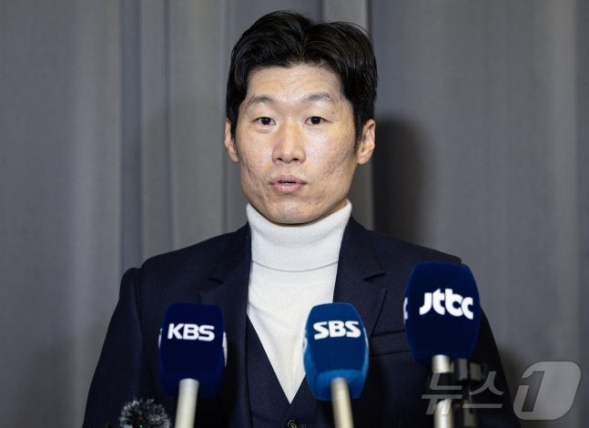 “왜 모두가 분노하는지 느껴, 안바뀔 것”....<b>박지성 축구협회</b> 또 작심...