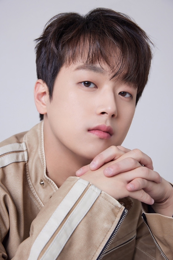 이찬원, 취약계층 위해 1억 기부