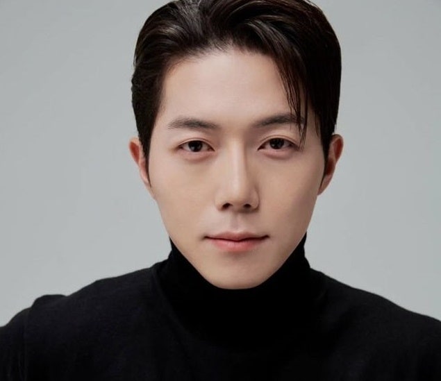 배우 <b>박민재</b>, 중국서 <b>심정지로</b> 사망…향년 32세