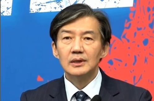  대법 선고를 하루 앞둔 조국혁신당 조국 대표를 향해 황교안 전 국무총리가 “내일은 교도소에 있을 것”이라고 주장했다. [사진출처 = 뉴스1]