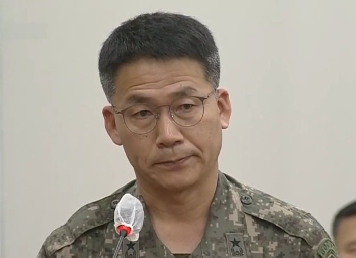 [속보] <b>국방부</b>, ‘<b>햄버거 회동</b>’ 구삼회·방정환 <b>직무정지</b>