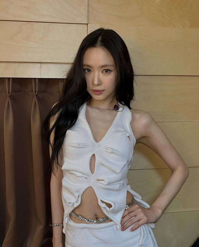 <b>손나은</b>, 휴대전화 해킹 당해 협박·금전 요구…“법적 대응”