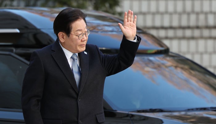 [속보] ‘차기 대통령 적합도’ 이재명 31% <b>김문수</b> 10% [NBS]