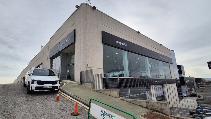 上個月25日，巴塞羅那附近的起亞經銷商商店“Integral Kia”訪問了[巴塞羅那漢·張-HO]