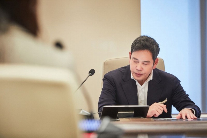 "온정주의 깨고 과감한 인재 영입" 독해진 정용진, 체질바뀐 이마트