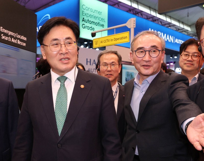 6G·양자 혁신도 놓쳐선 안돼 … 유니콘 키워야
