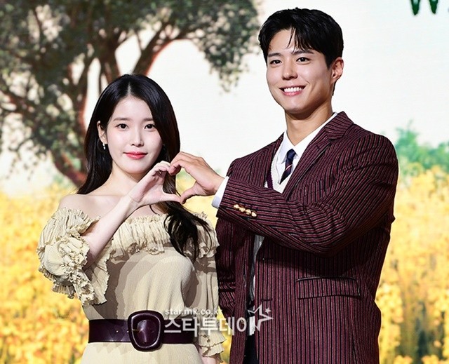 <b>아이유</b>·<b>박보검</b> 통했다...‘<b>폭싹 속았수다</b>’ 제작사 20%대 급등
