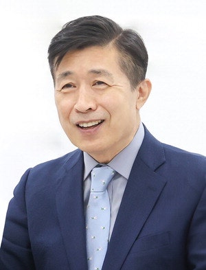 [기고] 서초역 향나무를 바라보며