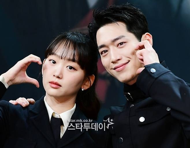 <b>서강준</b>을 위한, <b>서강준</b> 복귀작 ‘<b>언더커버 하이스쿨</b>’[多리뷰해]