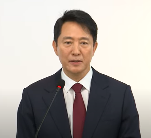 [상보] <b>오세훈</b> 서울시장 “<b>대선 불출마</b>하겠다”