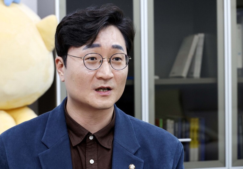 [신진 정치인, 새 정치를 말하다] 진영간 배척, 국가기반마저 휘청 협치 강제해서라도 통합 이뤄야