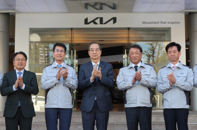 [포토] 관세 대응 한덕수, 광주 車공장 방문