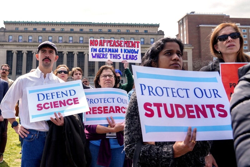 하버드대, 트럼프에 반기 …"자율성 포기 않겠다"