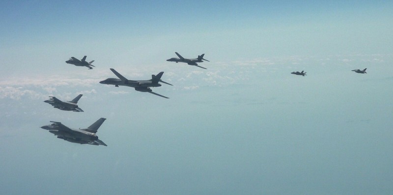 [포토] 한미 연합 공중훈련…美 B-1B 전략폭격기 동원
