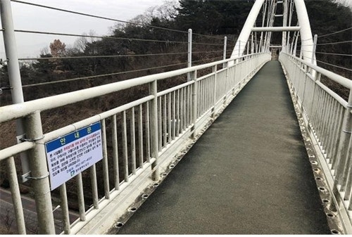 광주 <b>제석산 구름다리</b>서 또 <b>추락사</b>…2017년부터 7명 숨져