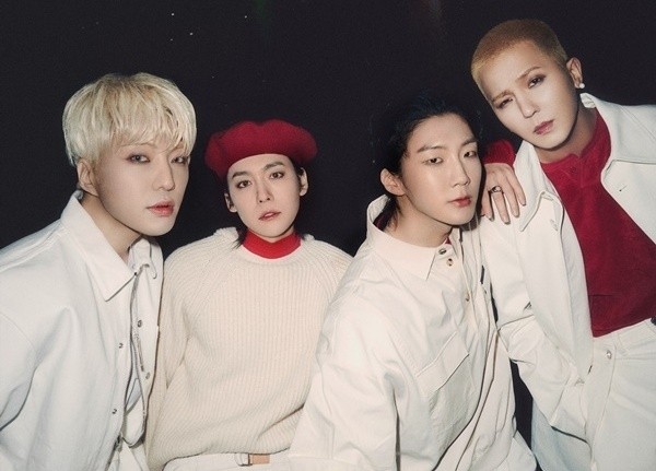 위너, '부실 복무' 송민호 없이 콘서트 진행 결정