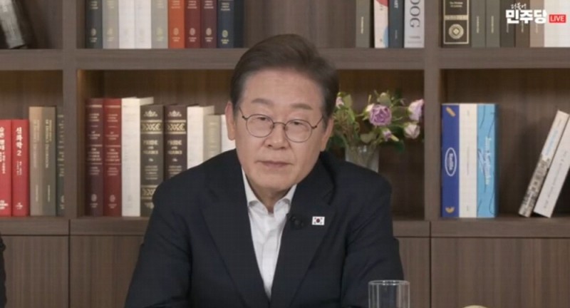 "청년맞춤 공공주택 대량 공급 임대·월세 지원까지 해줘야"