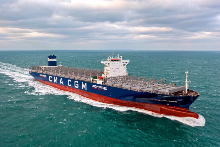 HD현대삼호가 2022년 인도한 1만5000TEU급 LNG 이중연료 추진 컨테이너선 <HD현대>