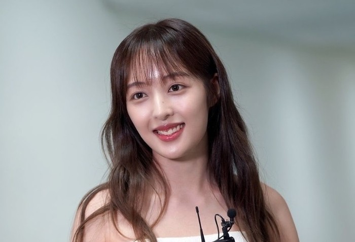“신중한 고민 끝에 상호 합의”…결혼 11개월 만에 <b>이혼</b>한 배우 <b>김보라</b>